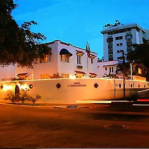 At Wind Chimes Boutique 3* San Juan